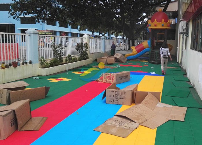 清远市天宝幼儿园悬浮地板铺设案例(图3)