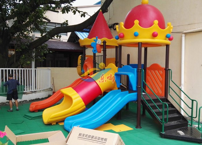 清远市天宝幼儿园悬浮地板铺设案例(图4)